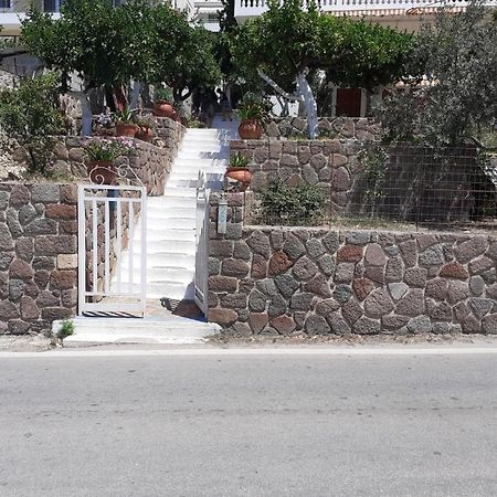 Blue On The Beach Poros Town Bagian luar foto
