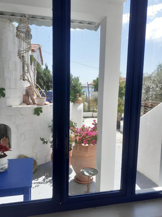 Blue On The Beach Poros Town Bagian luar foto