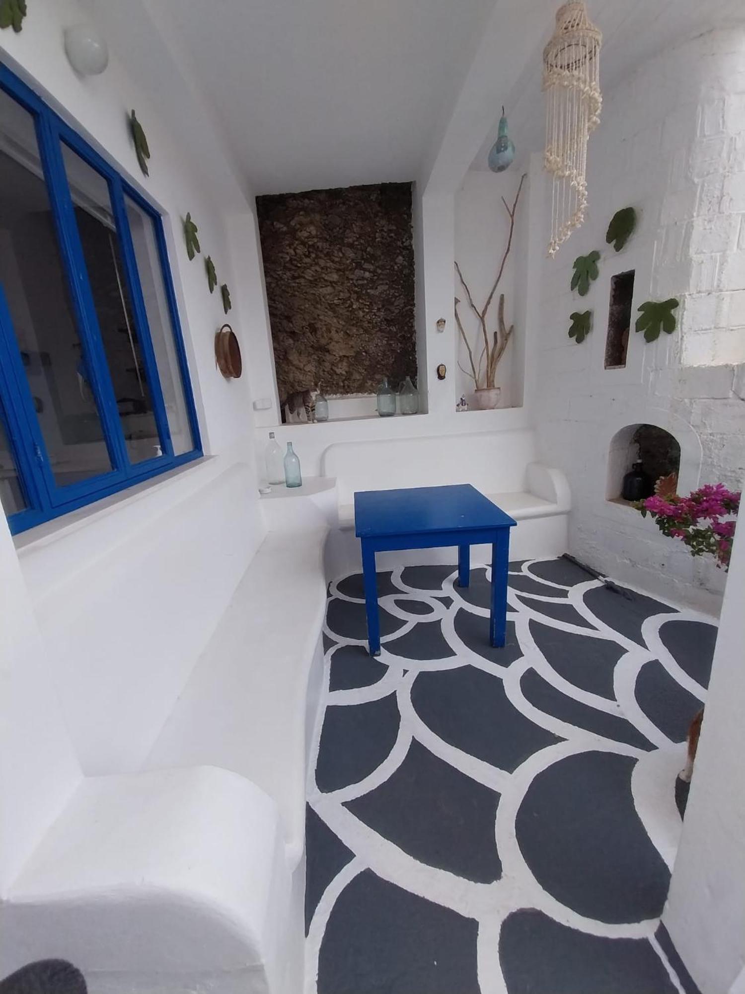Blue On The Beach Poros Town Bagian luar foto